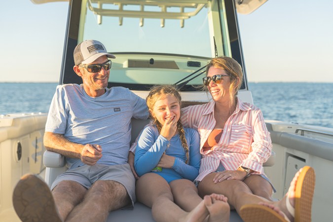 2027 Boston Whaler 330 Outrage 24