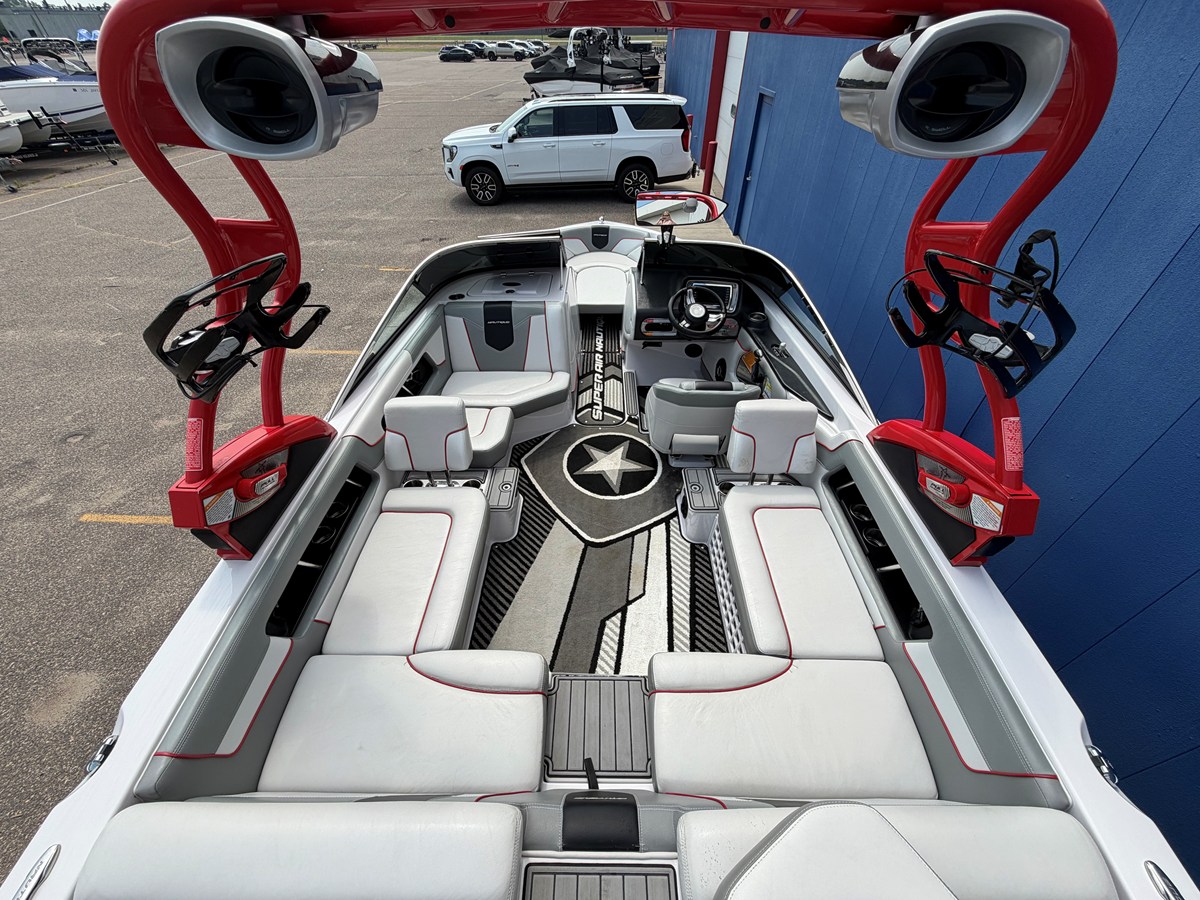 2013 Nautique Super Air Nautique 230 12