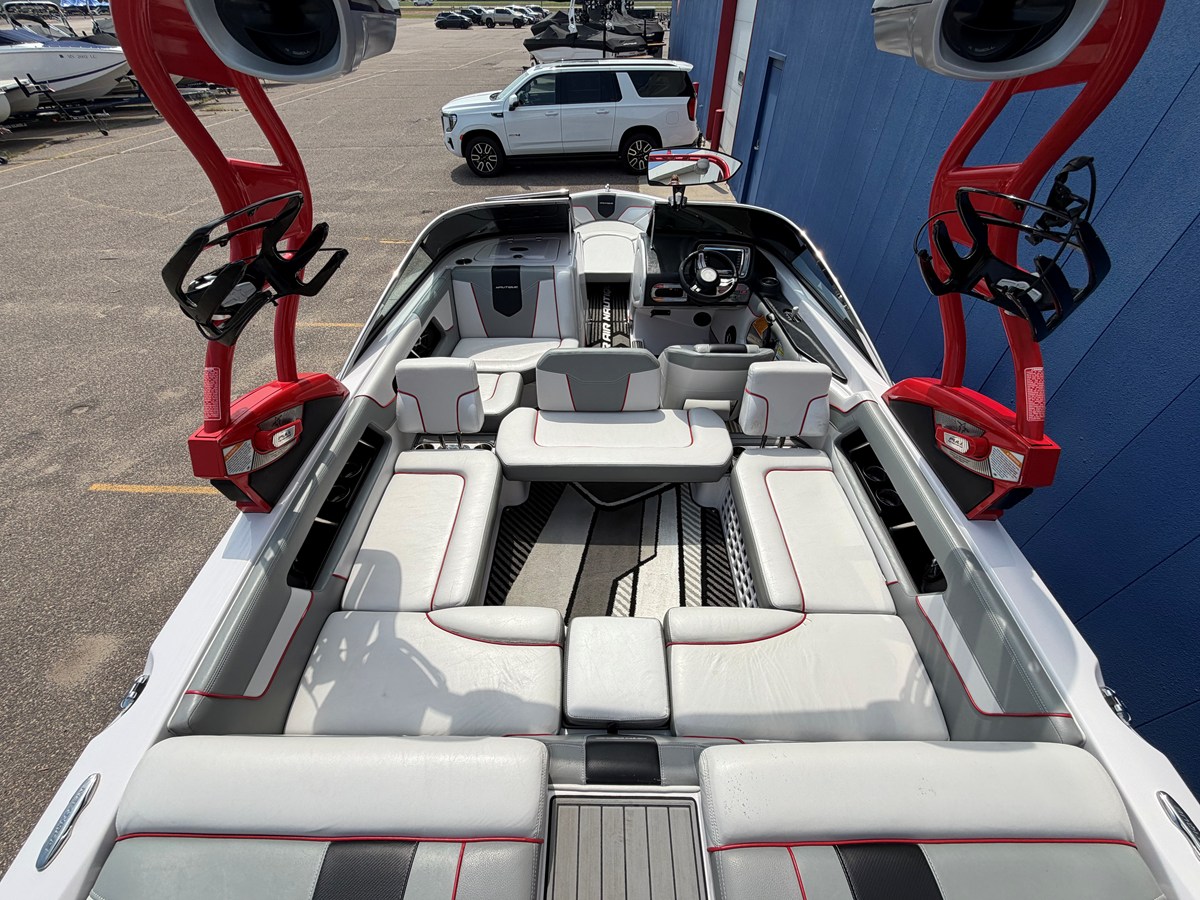 2013 Nautique Super Air Nautique 230 14