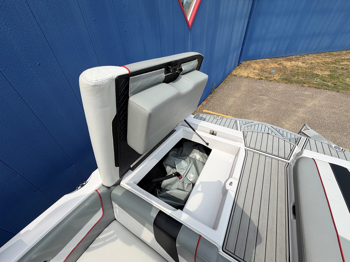 2013 Nautique Super Air Nautique 230 17