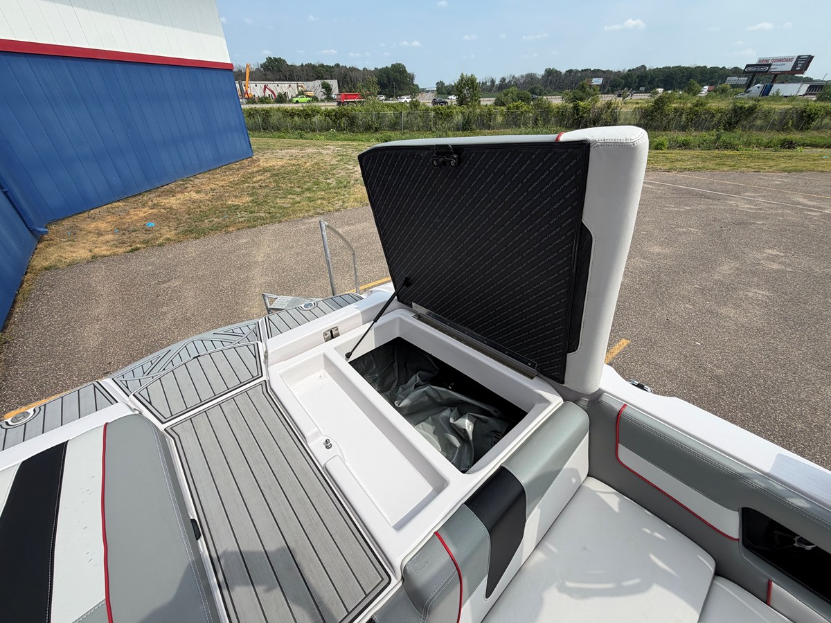 2013 Nautique Super Air Nautique 230 18