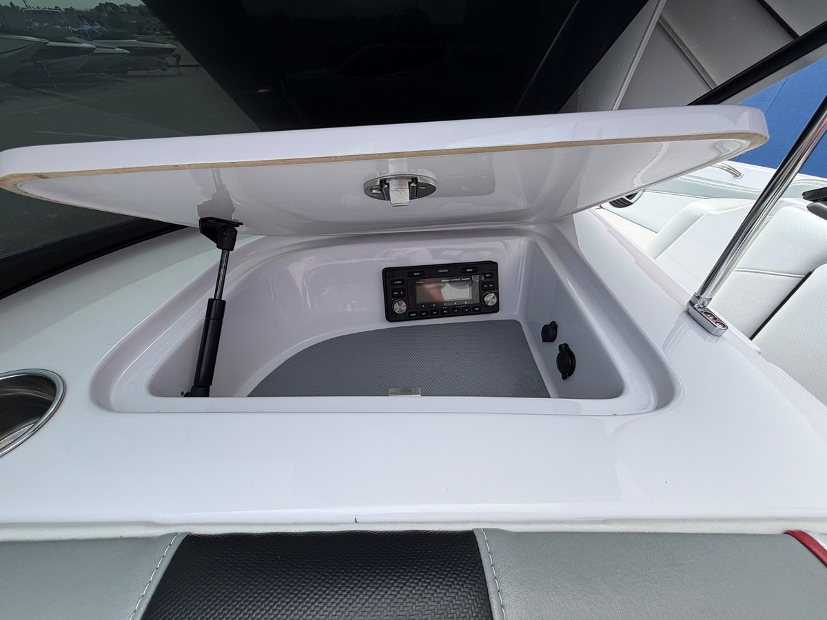 2013 Nautique Super Air Nautique 230 27