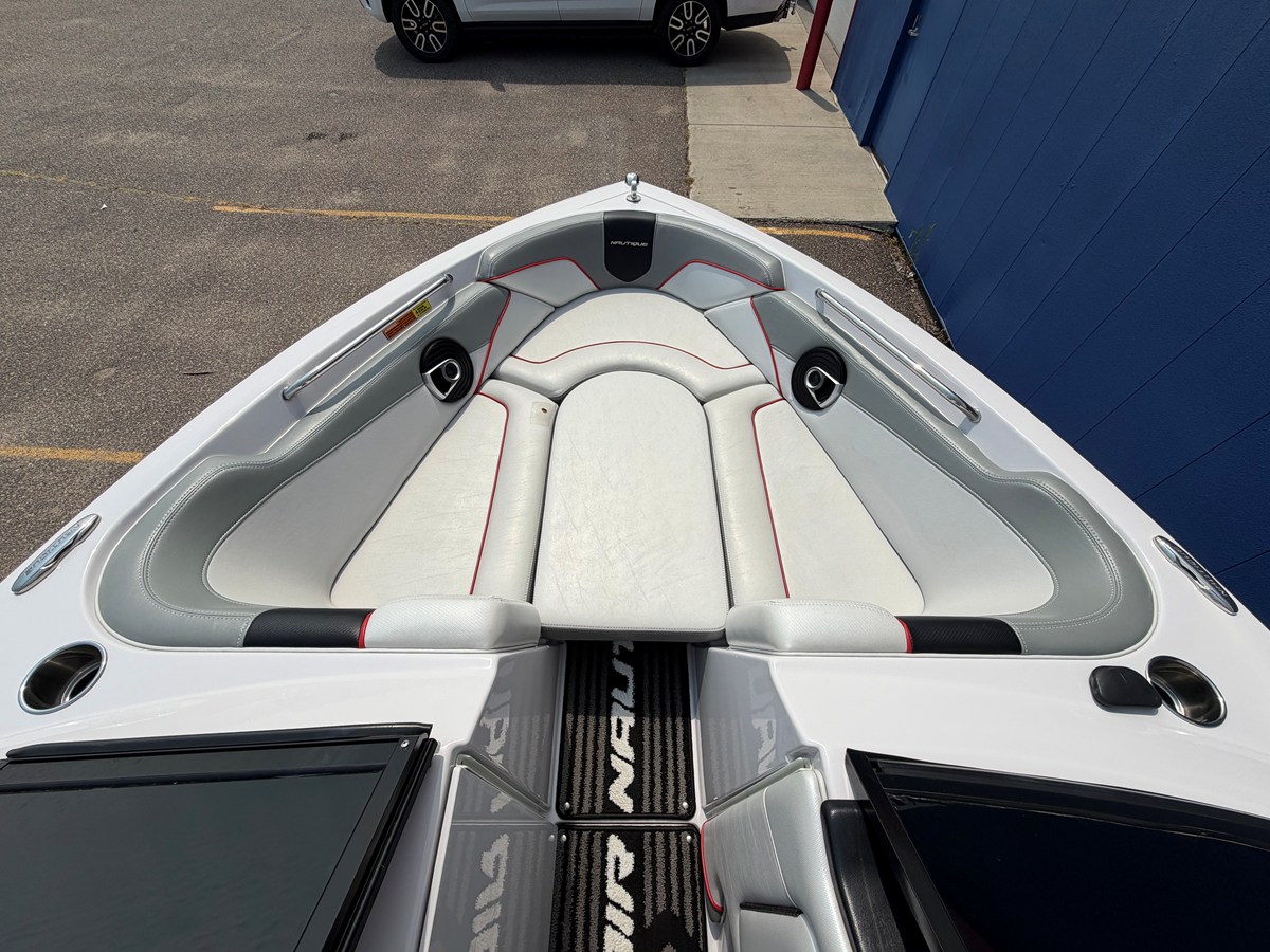 2013 Nautique Super Air Nautique 230 37