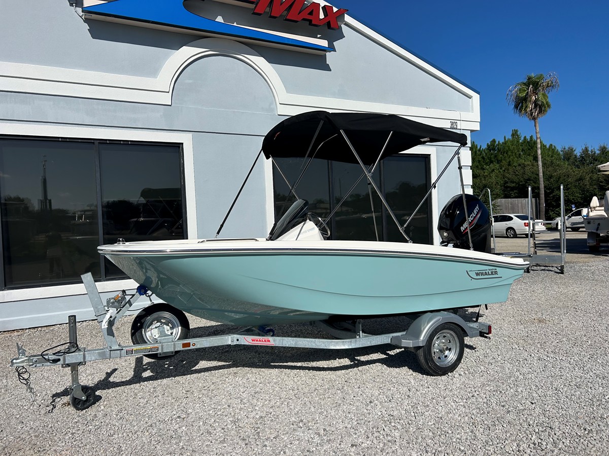 2027 Boston Whaler 130 Super Sport 3