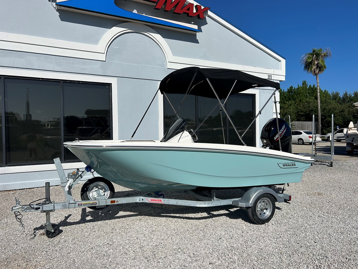 2027 Boston Whaler 130 Super Sport 4