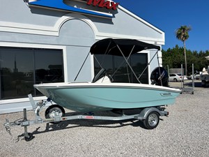 Boston Whaler 130 Super Sport 2 2027 Boston Whaler 130 Super Sport 3