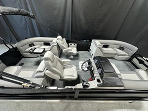 Premier 210 SUNSATION 1 2026 Premier 210 SUNSATION 2
