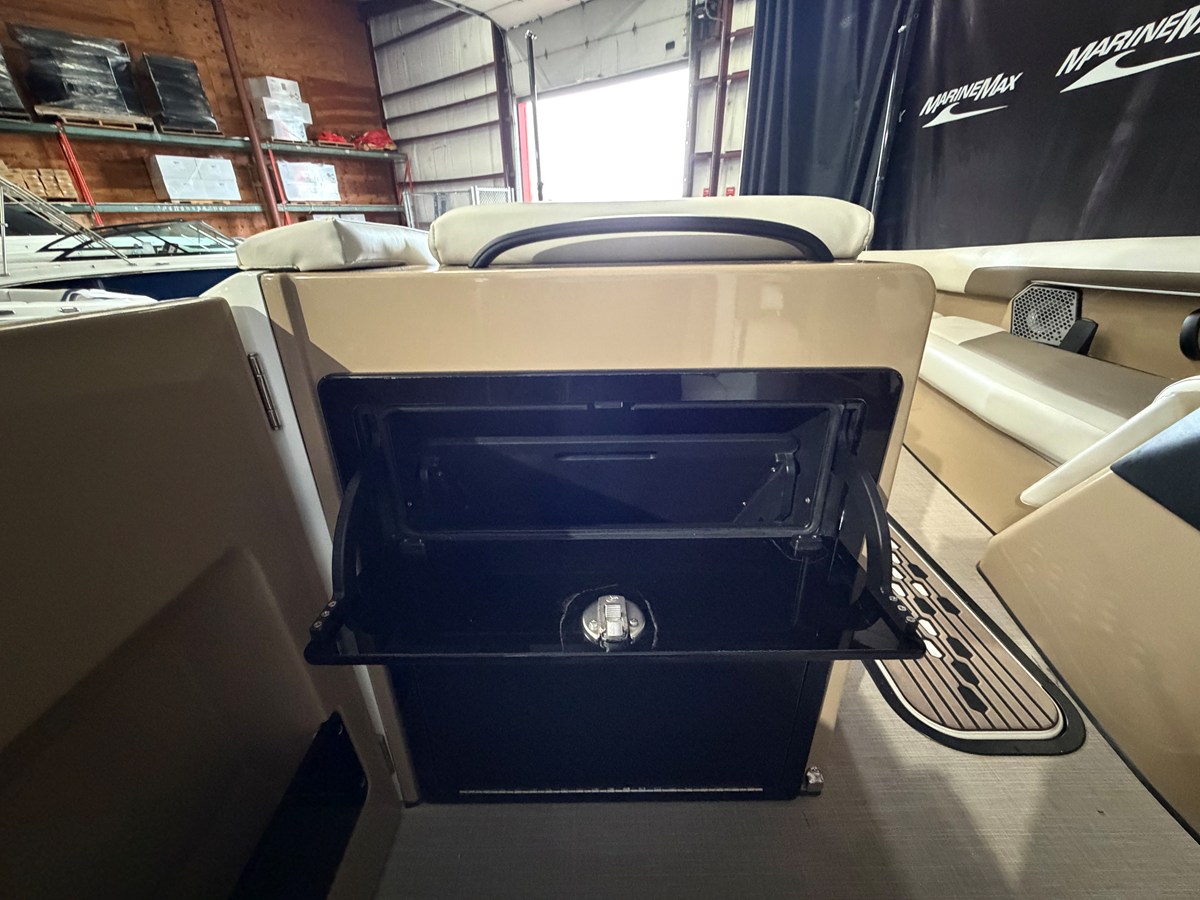2027 Harris 250CRW 38