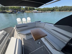 Sea Ray SLX 360 OUTBOARD 8 2026 Sea Ray SLX 360 OUTBOARD 9