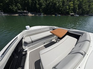Sea Ray SLX 360 OUTBOARD 22 2026 Sea Ray SLX 360 OUTBOARD 23