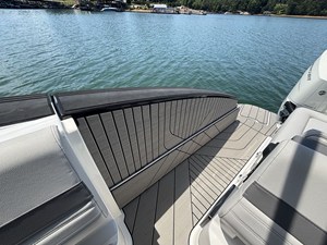 Sea Ray SLX 360 OUTBOARD 26 2026 Sea Ray SLX 360 OUTBOARD 27