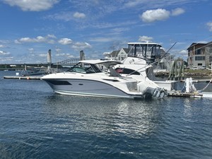 Sea Ray 320 SUNDANCER OB 0 2023 Sea Ray 320 SUNDANCER OB 1