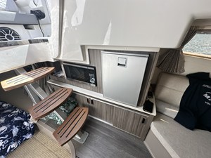 Sea Ray 320 SUNDANCER OB 21 2023 Sea Ray 320 SUNDANCER OB 22