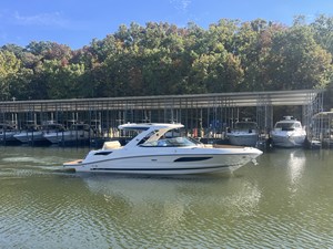 Sea Ray SLX 350 3 2015 Sea Ray SLX 350 4
