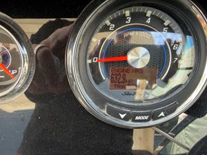 Sea Ray SLX 350 11 2015 Sea Ray SLX 350 12