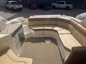 Sea Ray SLX 350 13 2015 Sea Ray SLX 350 14