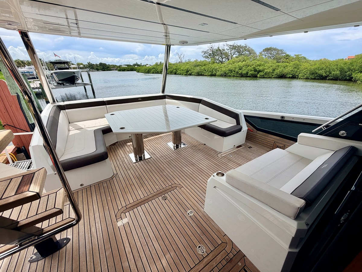 2019 Galeon 640 FLY 6