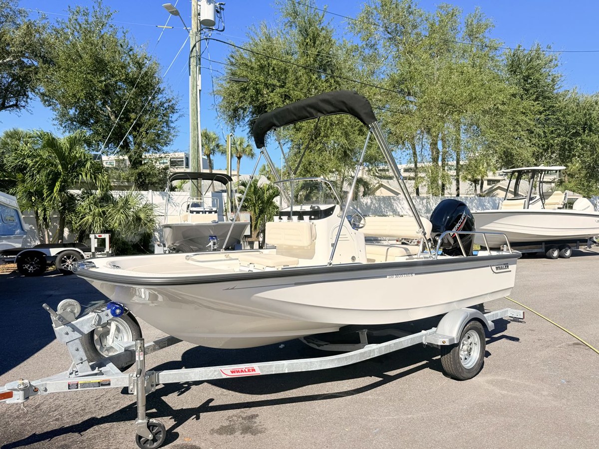 2027 Boston Whaler 150 Montauk 8