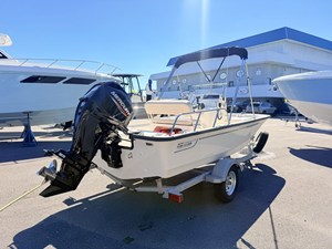 Boston Whaler 150 Montauk 3 2027 Boston Whaler 150 Montauk 4