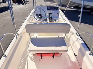 2027 Boston Whaler 150 Montauk 19