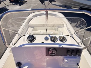 2027 Boston Whaler 150 Montauk 23