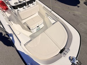 2027 Boston Whaler 150 Montauk 29