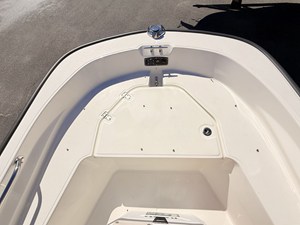 2027 Boston Whaler 150 Montauk 34