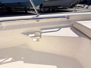 2027 Boston Whaler 150 Montauk 37