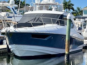 Cruisers Yachts 45 CANTIUS 1 2017 Cruisers Yachts 45 CANTIUS 2