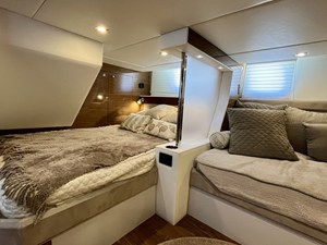 Cruisers Yachts 45 CANTIUS 25 2017 Cruisers Yachts 45 CANTIUS 26