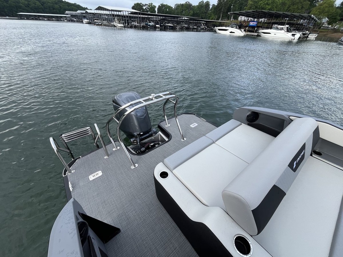 2026 Starcraft VX 24 Q DH 14