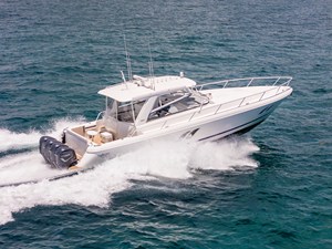 Intrepid 475 SPORT YACHT 2 2018 Intrepid 475 SPORT YACHT 3