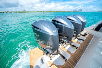 Intrepid 475 SPORT YACHT 14 2018 Intrepid 475 SPORT YACHT 15