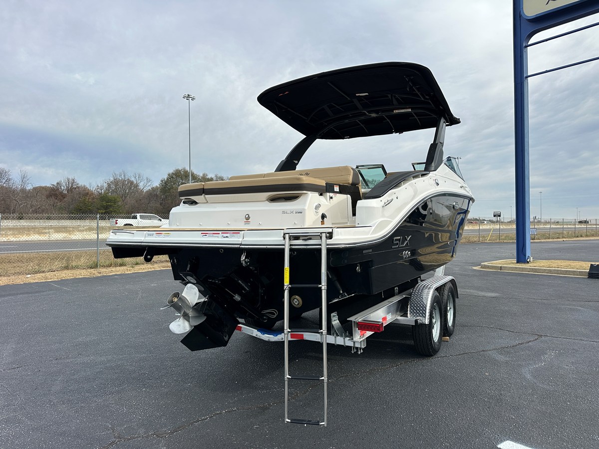 2026 Sea Ray SLX 280 3
