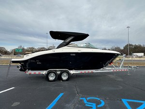 Sea Ray SLX 280 3 2026 Sea Ray SLX 280 4