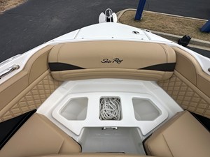 2026 Sea Ray SLX 280 11