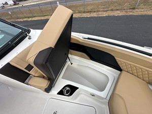 2026 Sea Ray SLX 280 12