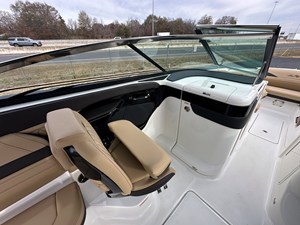 2026 Sea Ray SLX 280 14