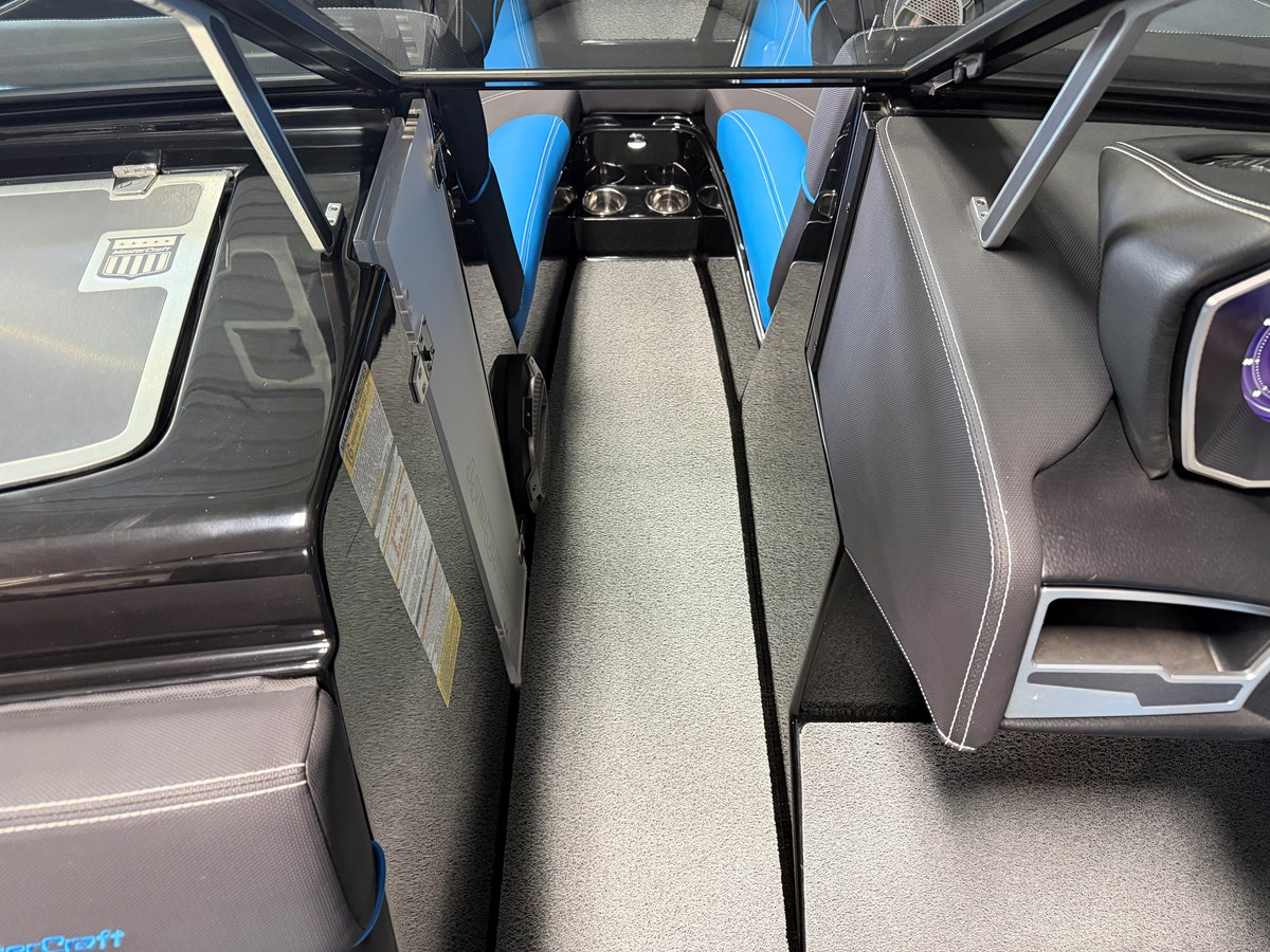 2018 Mastercraft XT23 63