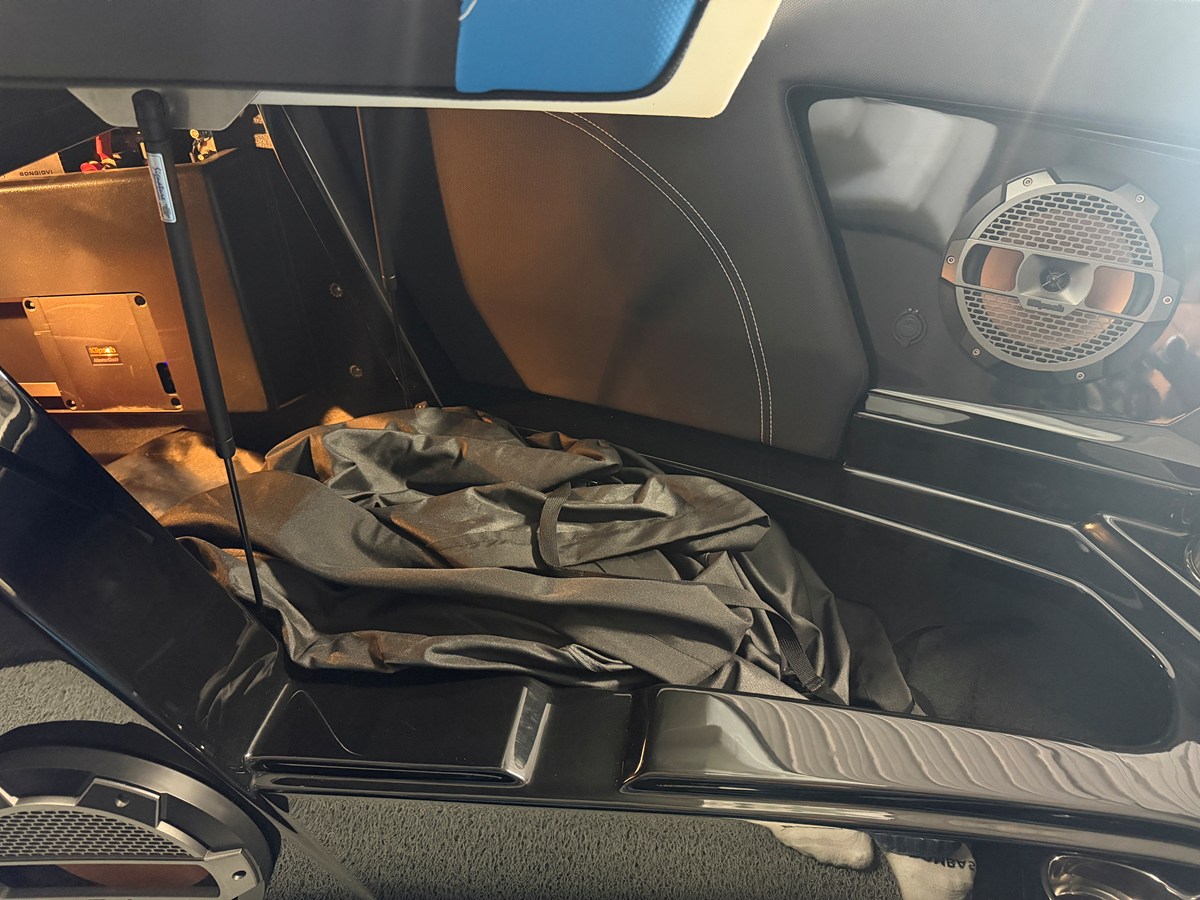 2018 Mastercraft XT23 70