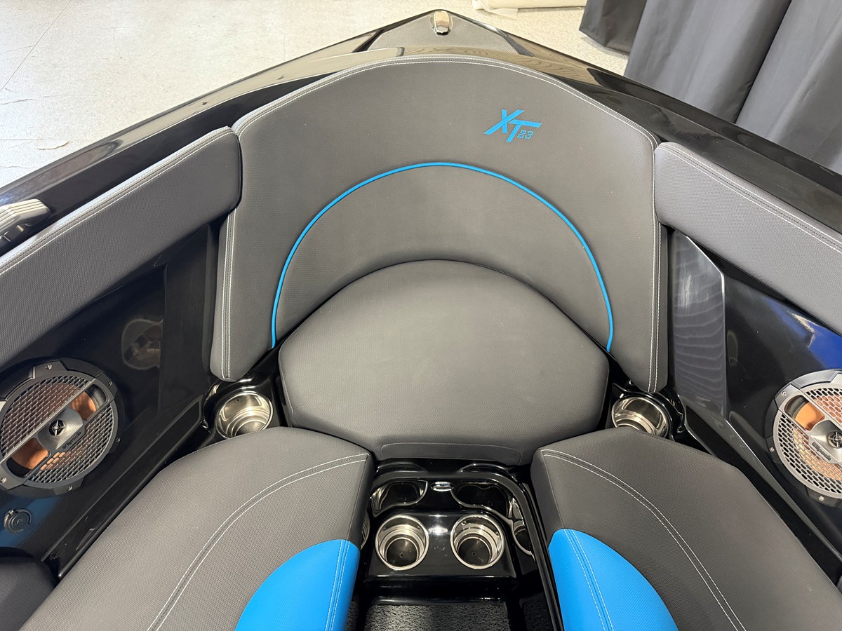 2018 Mastercraft XT23 74
