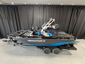 Mastercraft XT23 1 2018 Mastercraft XT23 2