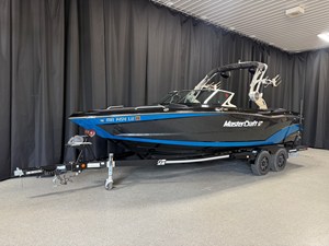 Mastercraft XT23 2 2018 Mastercraft XT23 3