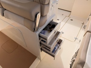 2027 Scout 330 LXF 25