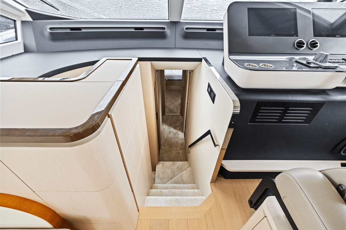 2026 Azimut Fly 68 28