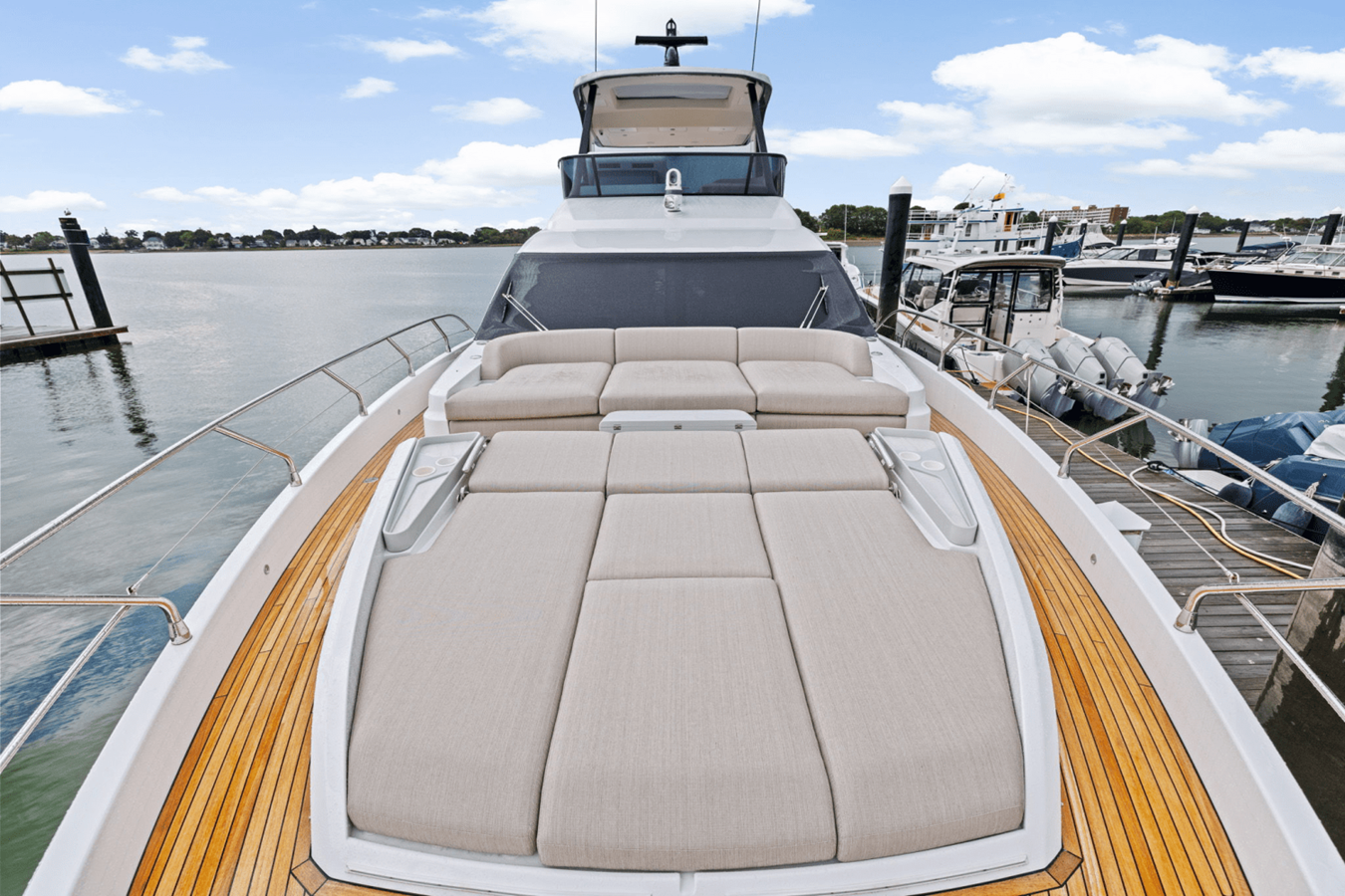 2026 Azimut Fly 68 50