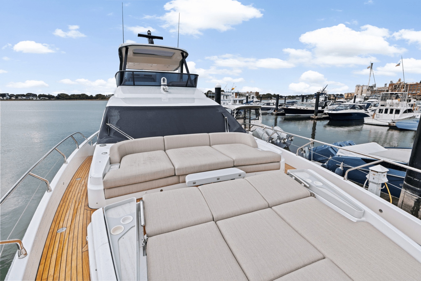 2026 Azimut Fly 68 51
