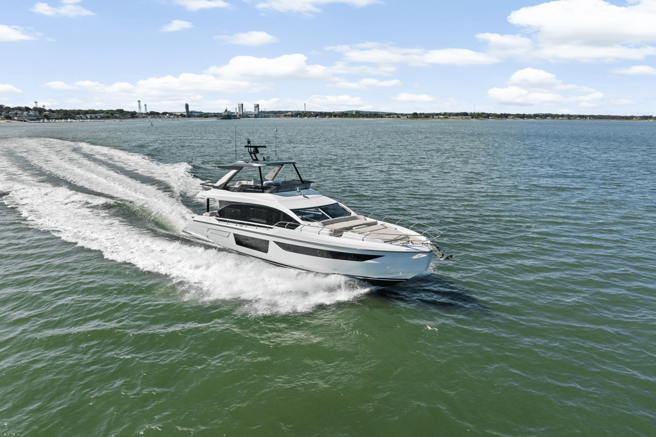 2026 Azimut Fly 68 73