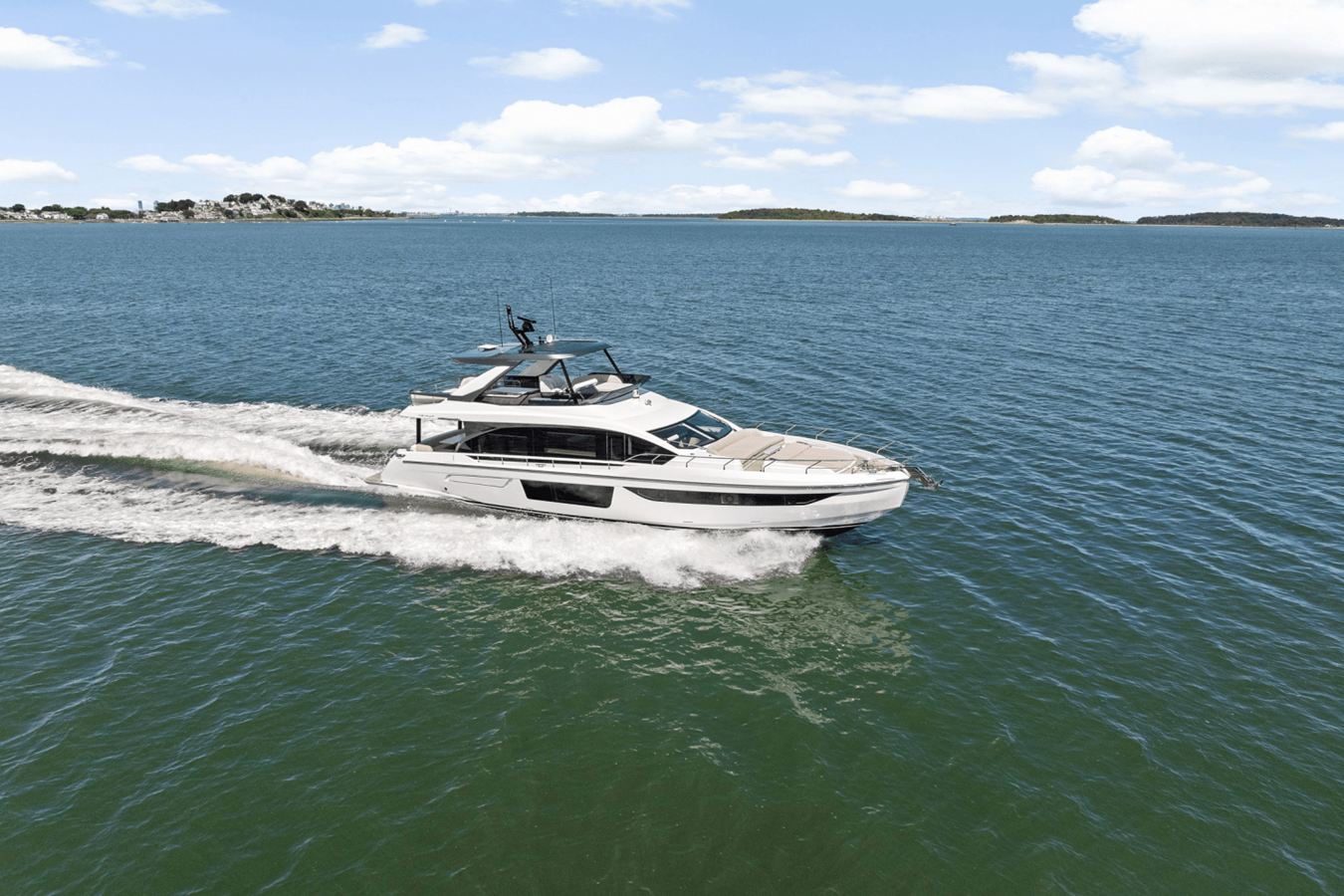 2026 Azimut Fly 68 75