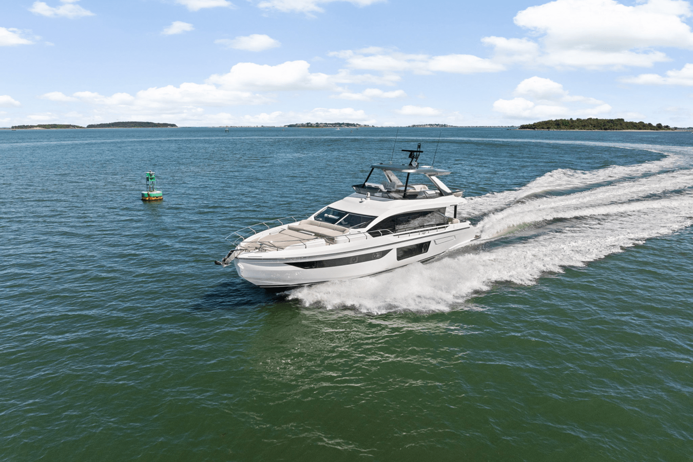 2026 Azimut Fly 68 76